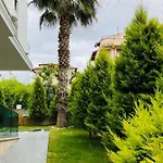 公寓式酒店 X
