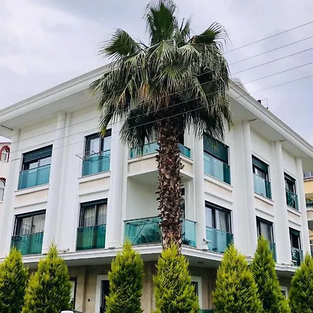X Hotel apartamentowy Fethiye