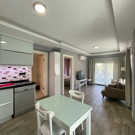 X Apartmanhotel Fethiye