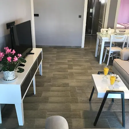 X Aparthotel