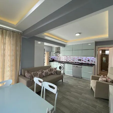 X Aparthotel 4*