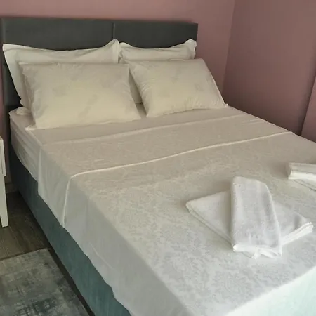 X Apart Otel *
