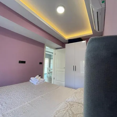 X Apart Otel *